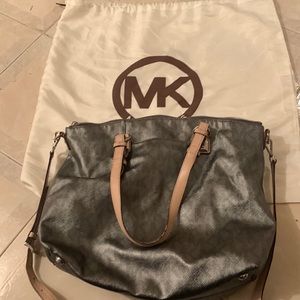 Michael Kors silver/grey shoulder bag